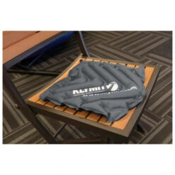 Klymit - V Seat - Coussin D'assise -Matériel De Camping klymit v seat coussin dassise detail 3
